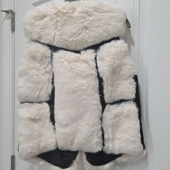 AZALEA WANG FAUX FUR PANEL VEST WITH MOTO TRIM, NWT - Picture 9 of 9
